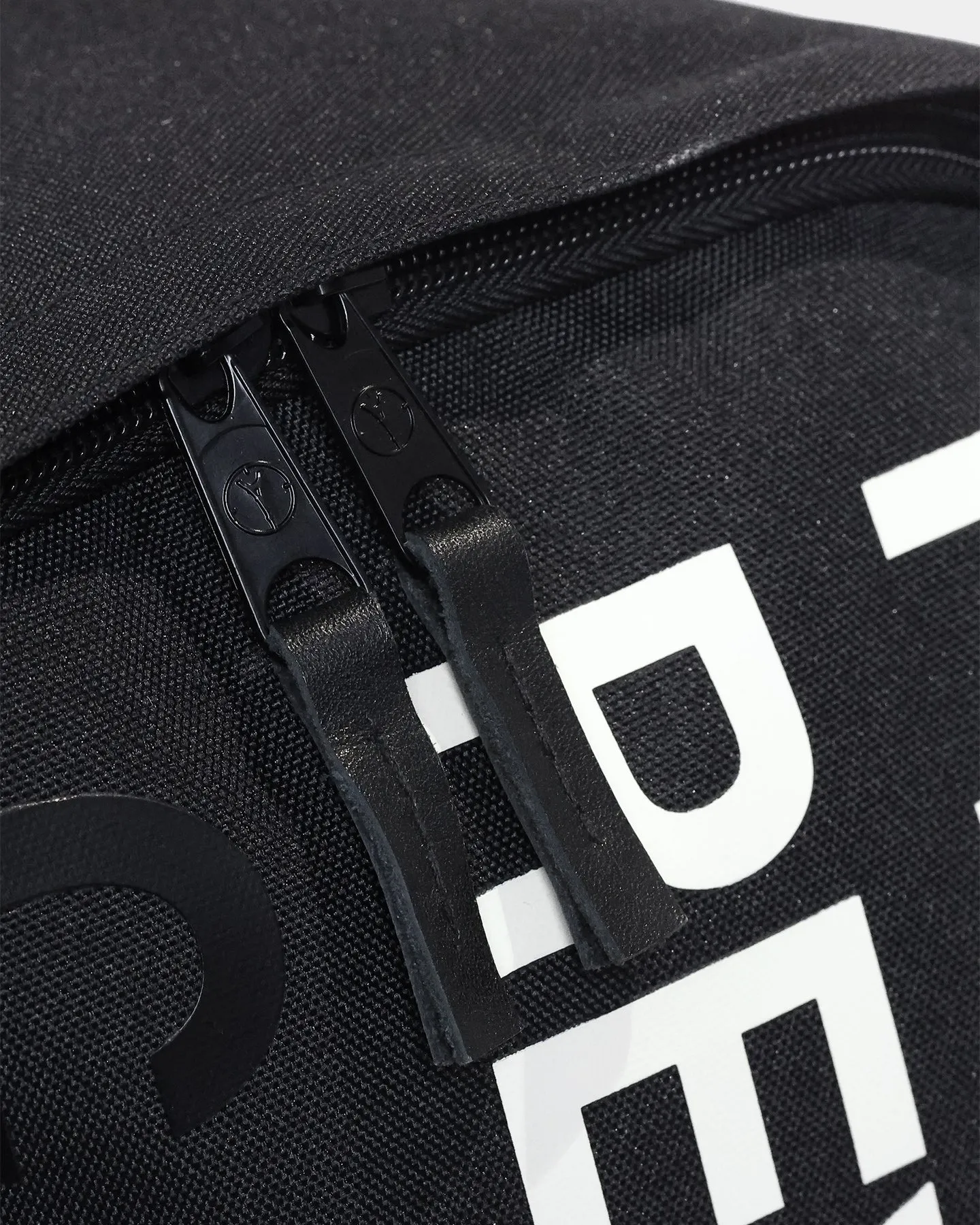 Carre Revolution Backpack Black