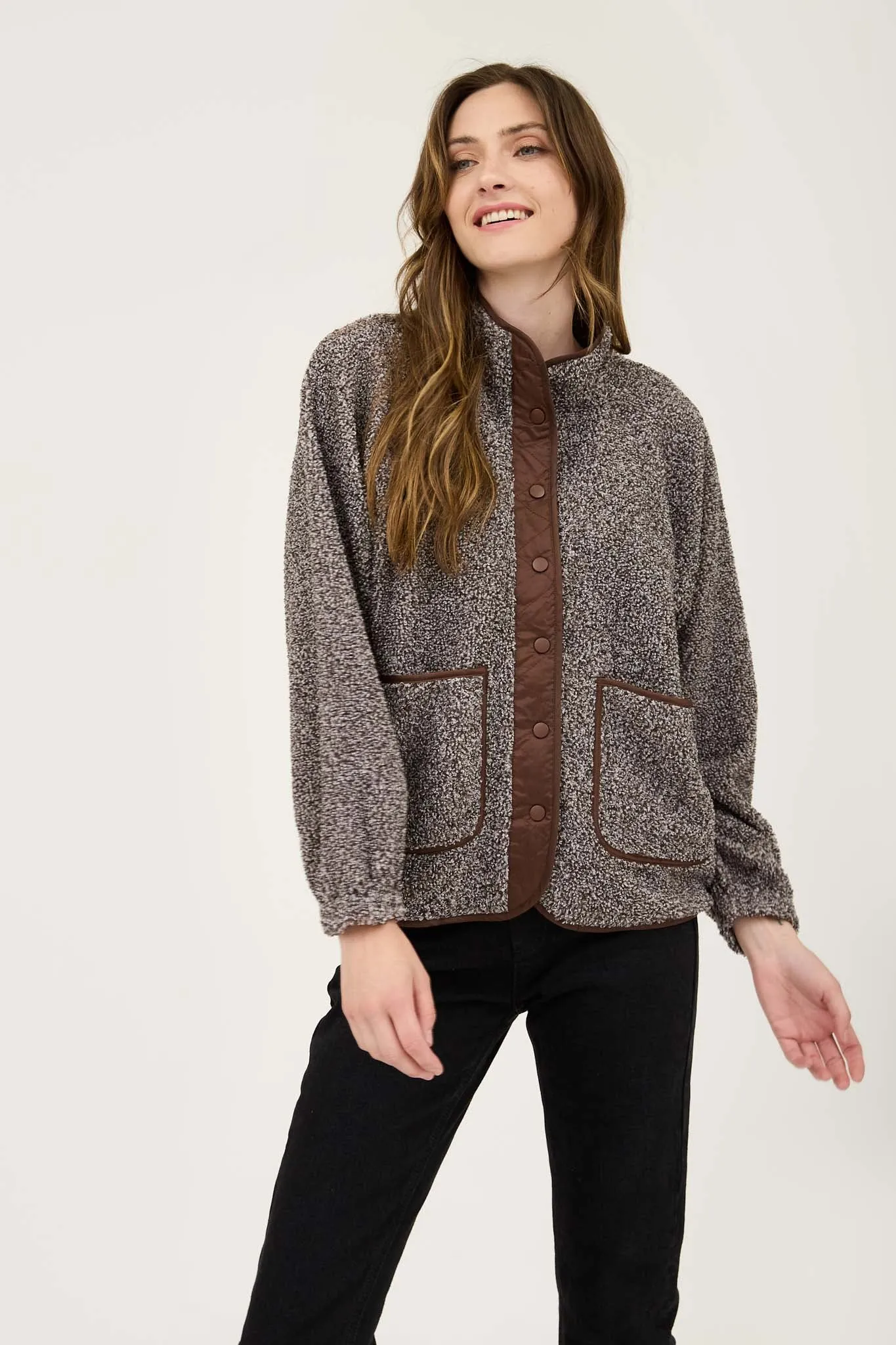 CONTRAST FLEECE SNAP BUTTON JACKET