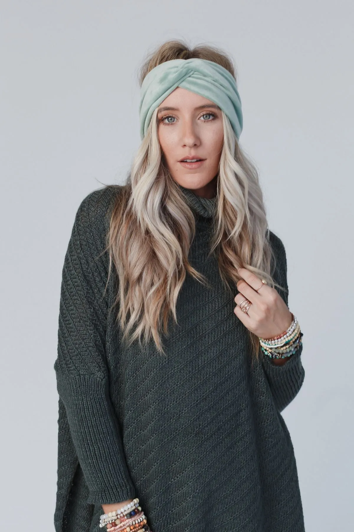 Everyday Velvet Headband - Sage