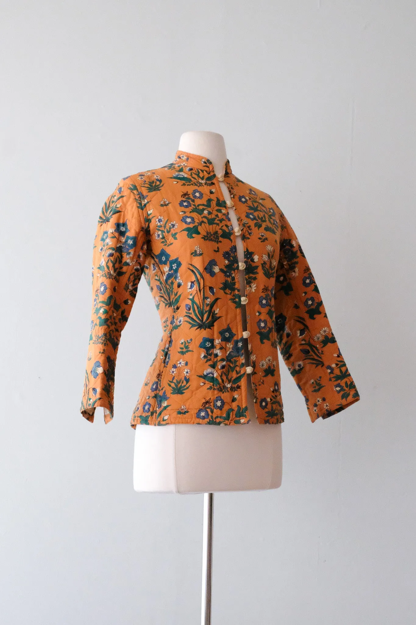 Gorgeous 1970's Made in India Floral Quilted Jacket  / Sz M