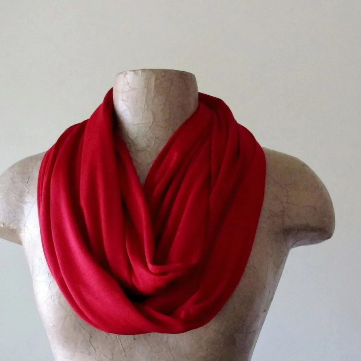 LIPSTICK RED Infinity Scarf