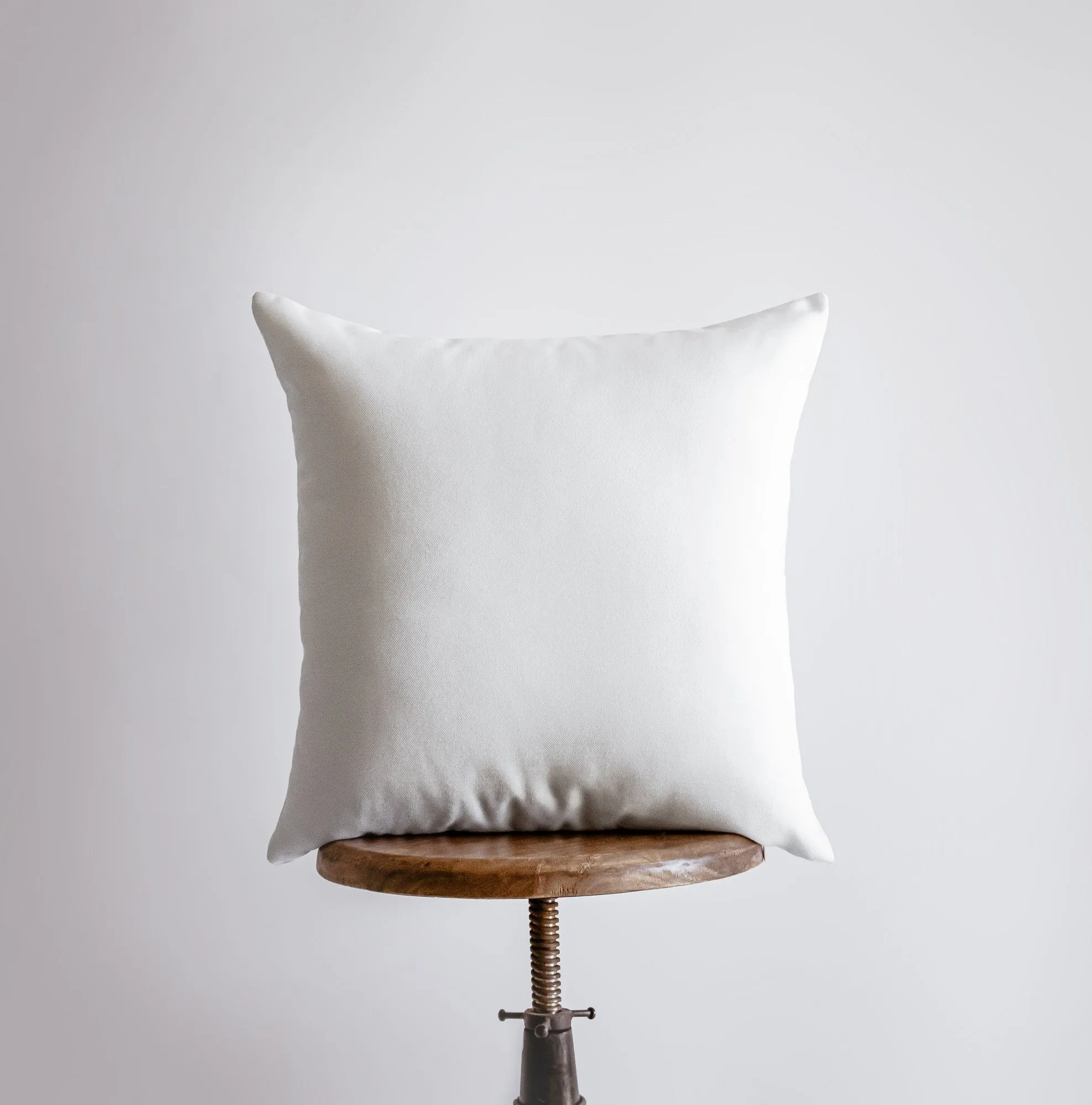 Merry Christmas | Mistletoe | Throw Pillow | Christmas Pillow | Home