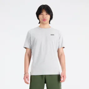 NEW BALANCE Essentials Winter T-Shirt