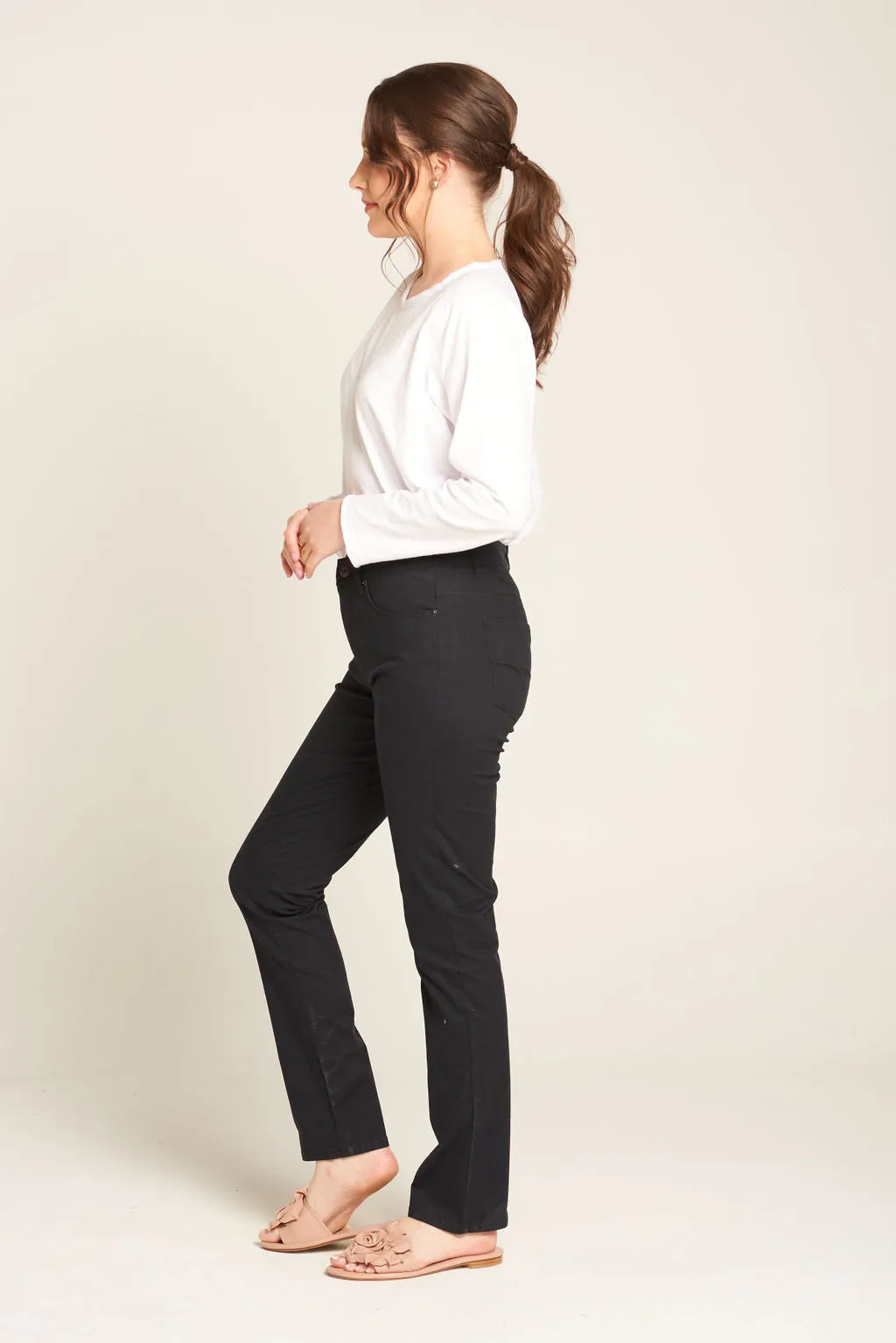 Rosie Pant Navy