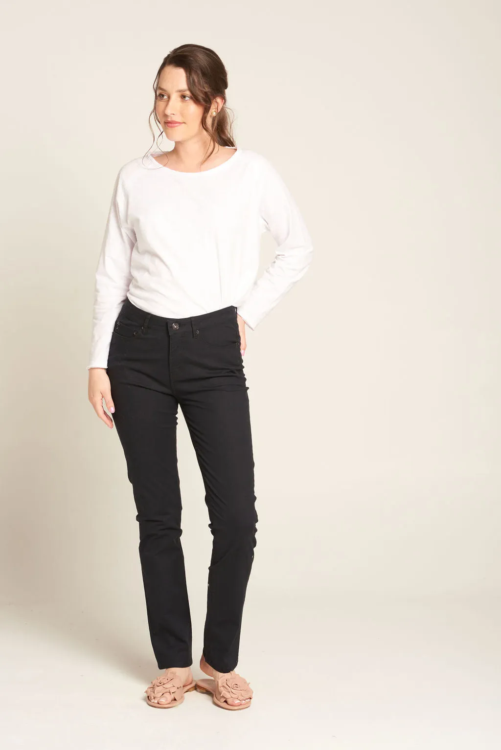 Rosie Pant Navy
