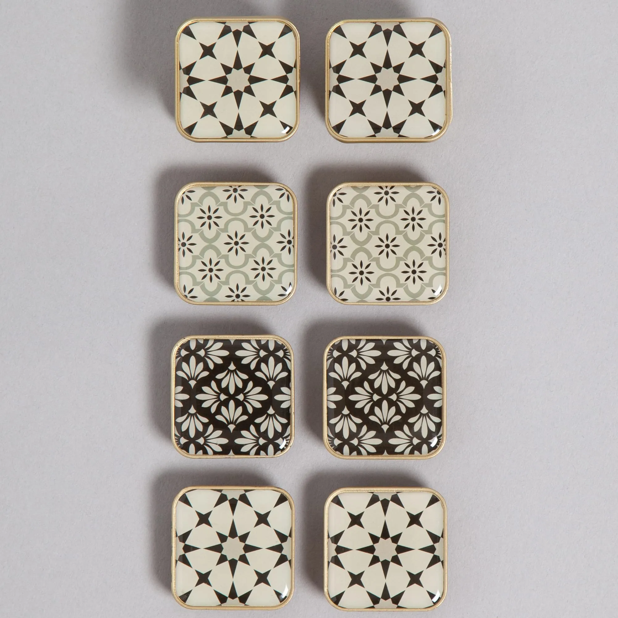 U Brands Moroccan Monochrome Magnets, 8 CT