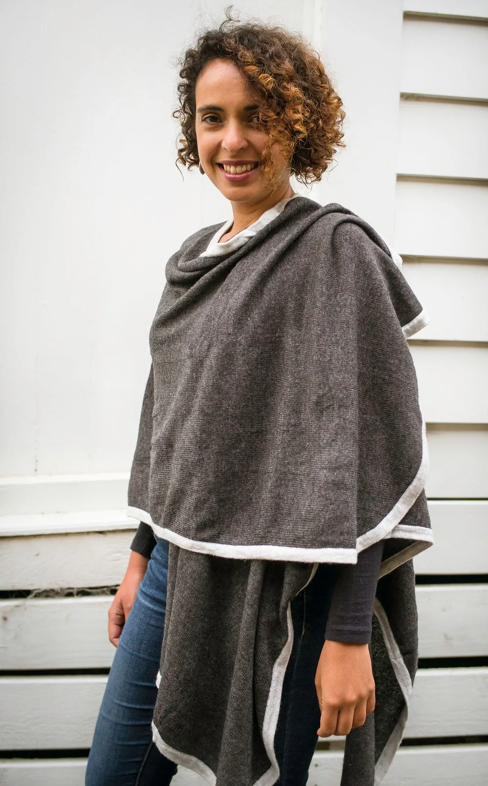Zoé Cape